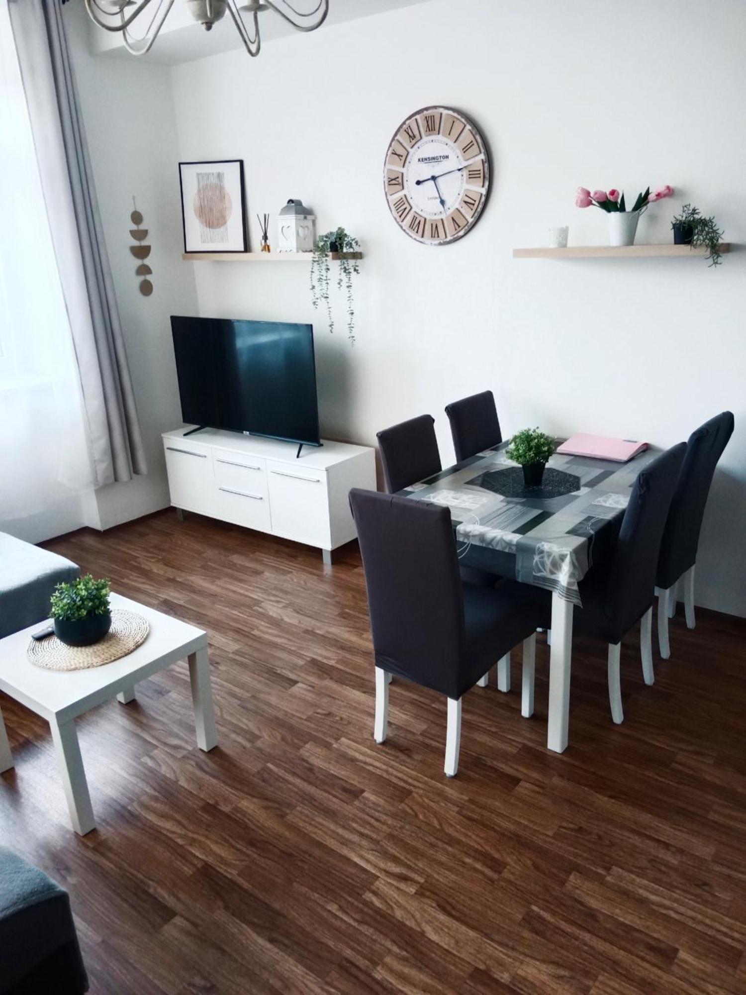 Apartman U Fontany Podebrady Exterior photo